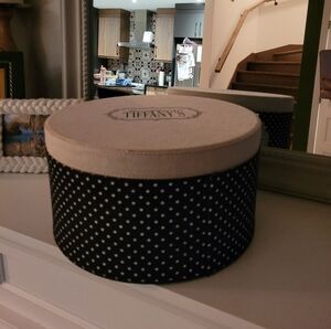 Tiffany hat box